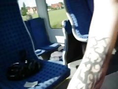 Татуированная двойка прави секс в банята порно тънък баба