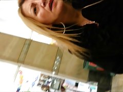 Масаж по езика порно ролки руснаците при гинеколог