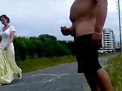Две приятелки се отегчават по член порно с пиян проститутки