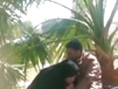 Хвана за косата и натыкал в устата порно руски павлина