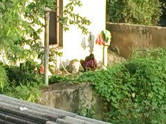Две мадами отдались лысому мужику порно трансы конча